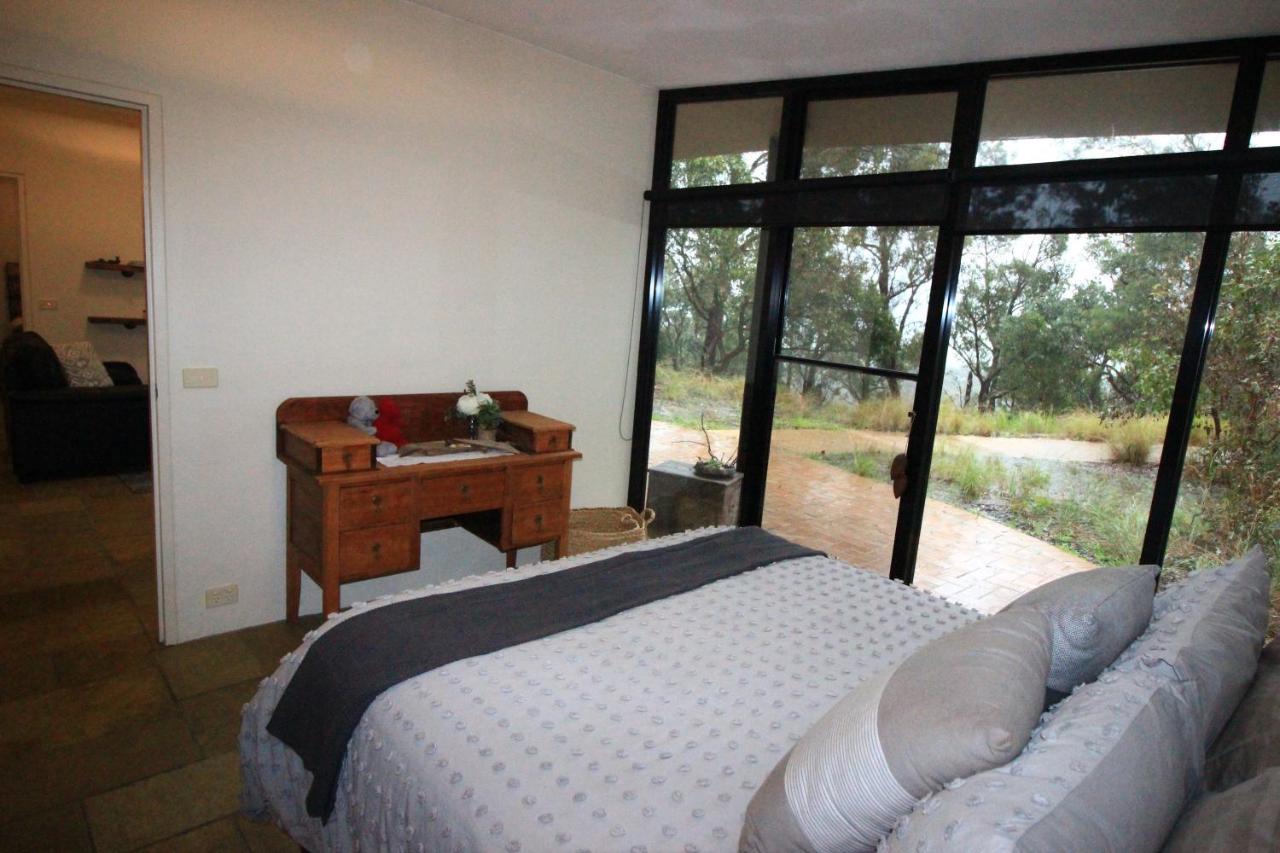 Down To Earth Farm Retreat Apartment Sarsfield Екстериор снимка